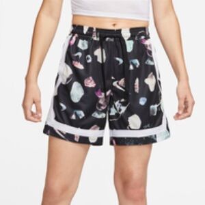 Nike basketball shorts sz. XXL NWT